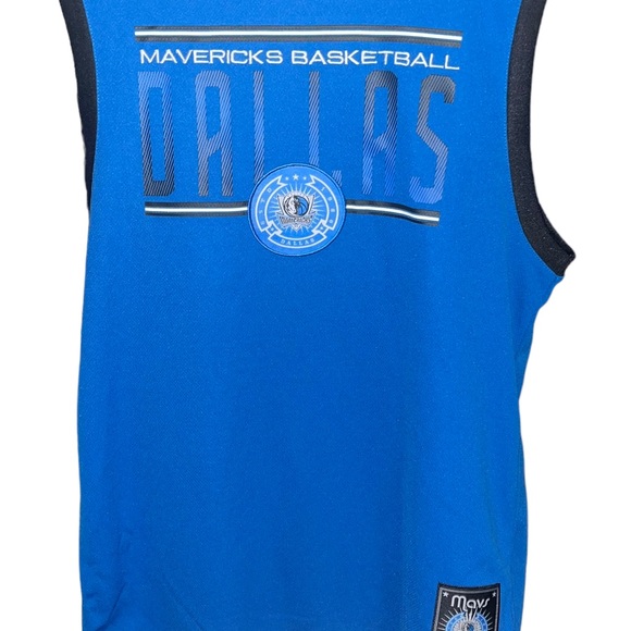 Dallas mavericks jersey - Picture 2 of 7